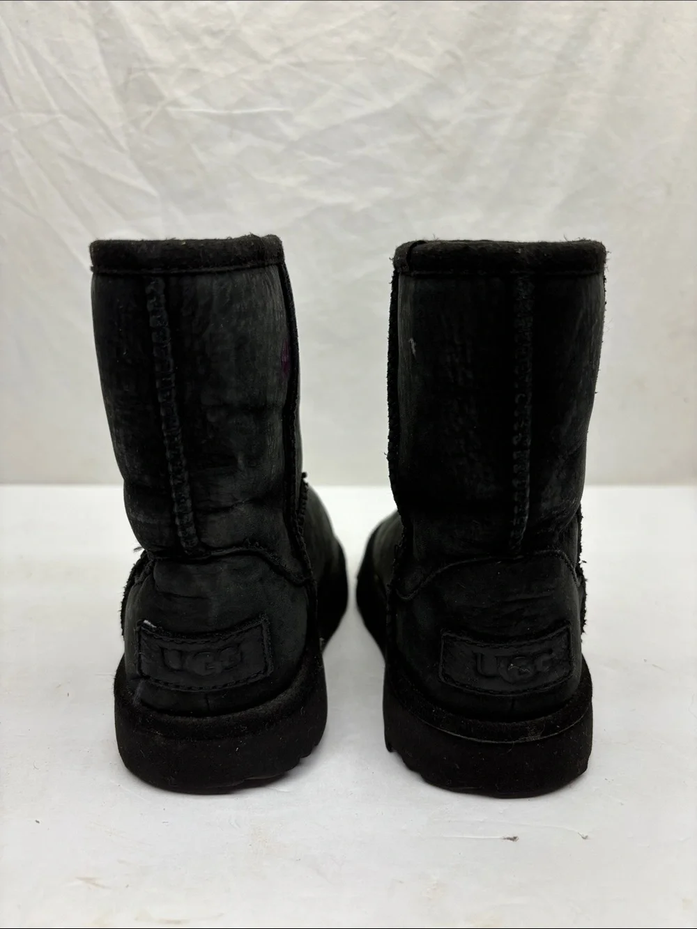 UGG Black Kids Short Classic Boots, SZ 8 toddler girl, box 72